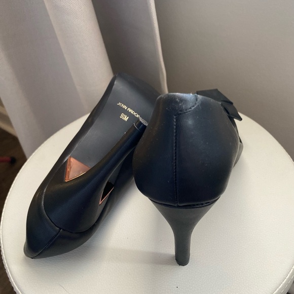 Women’s Black Pointed Toe Bow Pumps High Heels Size 9.5 - Picture 7 of 12